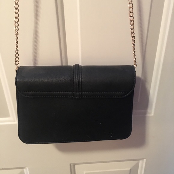 NEIMAN MARCUS BLACK W/ gold CROSSBODY BAG - Picture 3 of 6